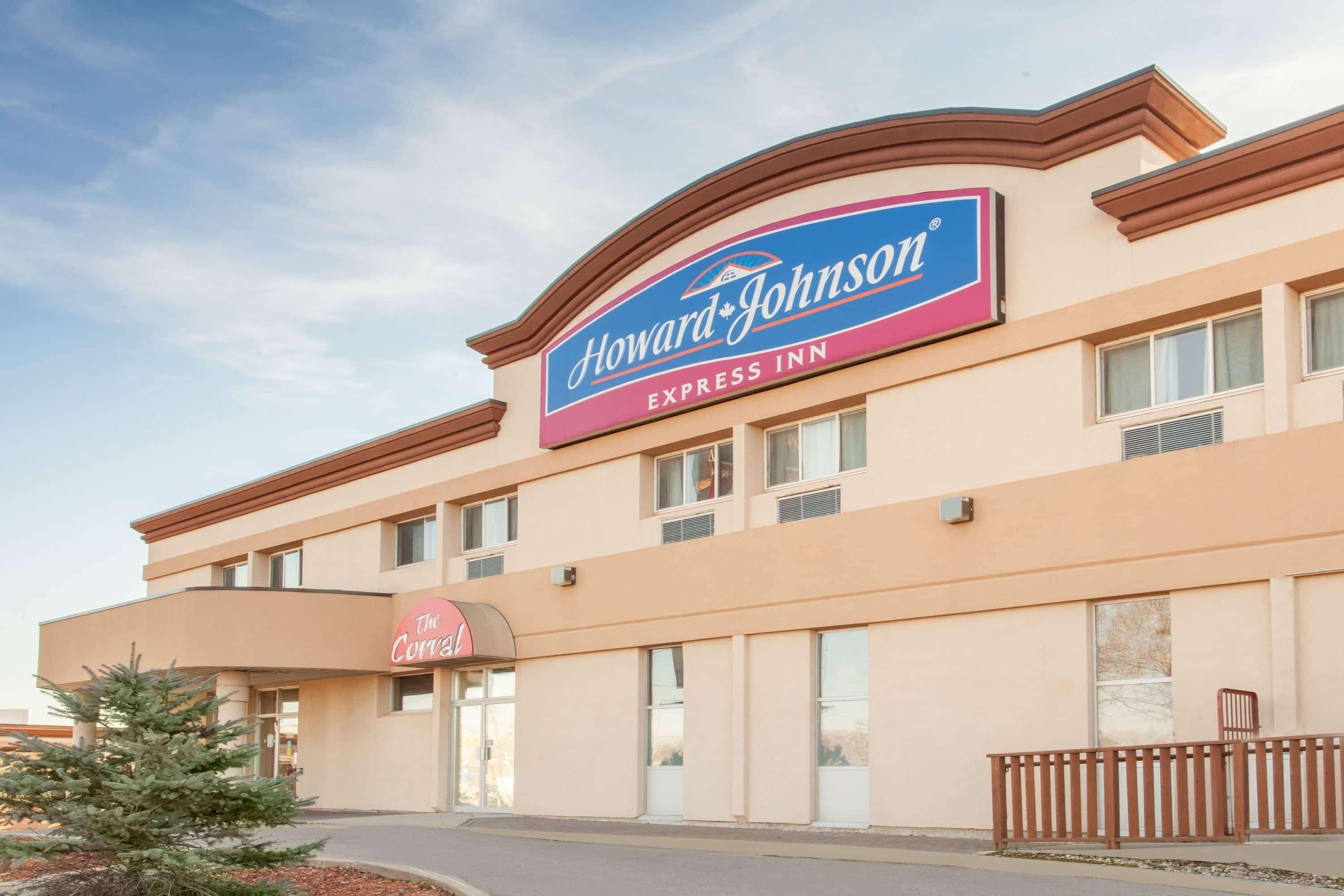 Howard Johnson By Wyndham Winnipeg West Exterior foto